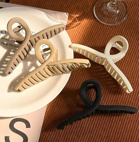 Loop Premium Matte Finish Claw Clip (Multicolour) - Pack of 4