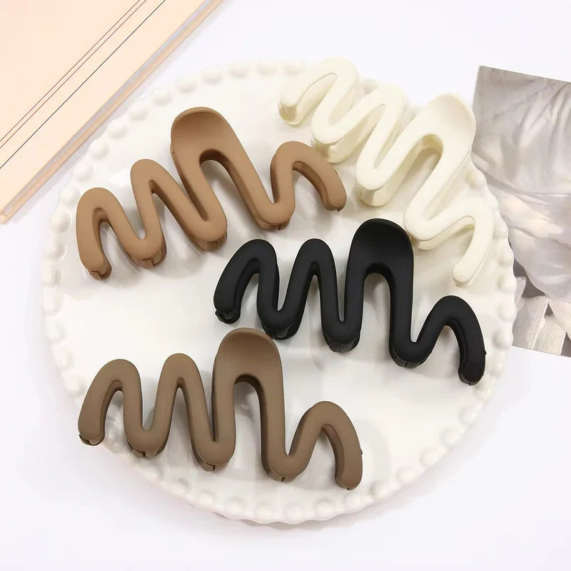 Wave Premium Matte Finish Claw Clip (Multicolour) - Pack of 4